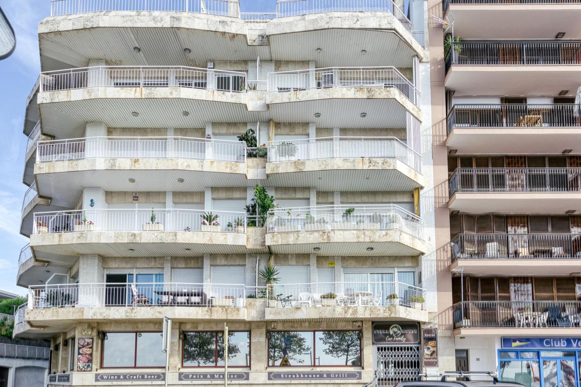 Apartament Carrer Del Mar Palamós Zewnętrze zdjęcie